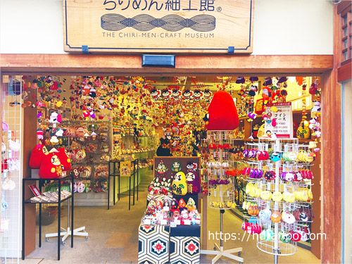 清水寺から徒歩で八坂神社に向かう途中にある京都の粋な雑貨屋さん